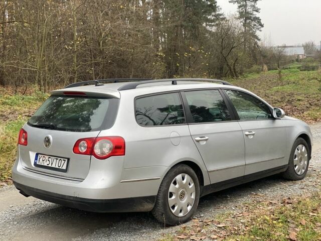 Серый Фольксваген Пассат Вариант, объемом двигателя 2 л и пробегом 299 тыс. км за 2950 $, фото 3 на Automoto.ua