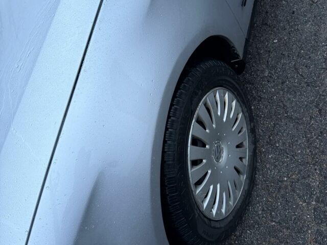 Сірий Фольксваген Пассат Варіант, об'ємом двигуна 2 л та пробігом 300 тис. км за 2950 $, фото 20 на Automoto.ua