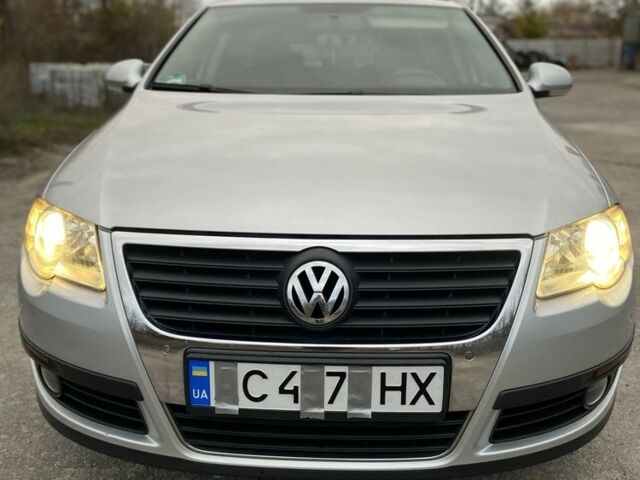 Фольксваген Пассат Варіант 2007 у Хороле на Automoto.ua Сірий Фольксваген Пассат Варіант, об'ємом двигуна 2 л та пробігом 257 тис. км за 3300 $, фото 1 на Automoto.ua