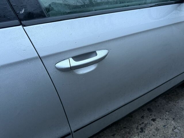 Сірий Фольксваген Пассат Варіант, об'ємом двигуна 2 л та пробігом 300 тис. км за 2950 $, фото 18 на Automoto.ua