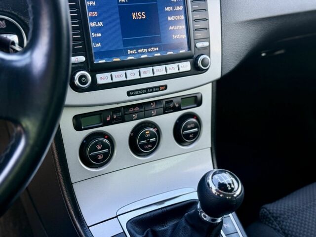 Серый Фольксваген Пассат Вариант, объемом двигателя 2 л и пробегом 309 тыс. км за 5350 $, фото 11 на Automoto.ua