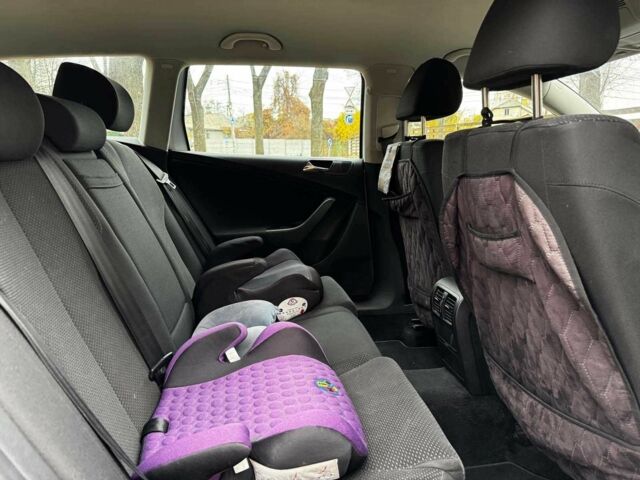 Сірий Фольксваген Пассат Варіант, об'ємом двигуна 1.8 л та пробігом 249 тис. км за 5990 $, фото 22 на Automoto.ua