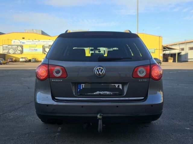 Серый Фольксваген Пассат Вариант, объемом двигателя 2 л и пробегом 314 тыс. км за 2957 $, фото 3 на Automoto.ua