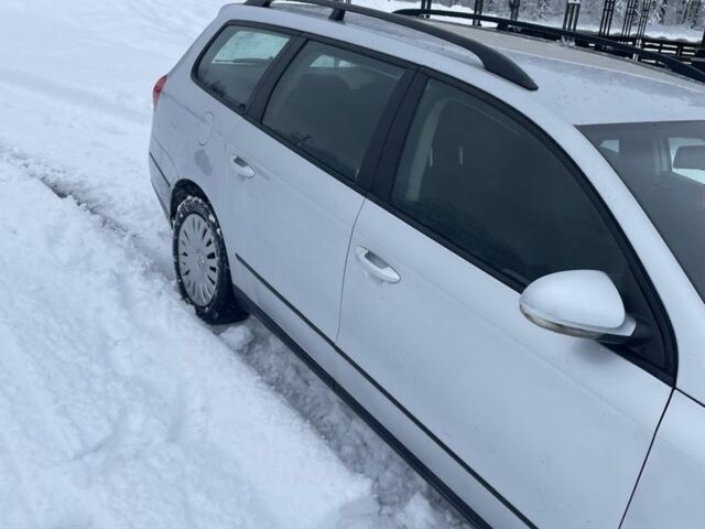 Сірий Фольксваген Пассат Варіант, об'ємом двигуна 2 л та пробігом 280 тис. км за 5000 $, фото 4 на Automoto.ua