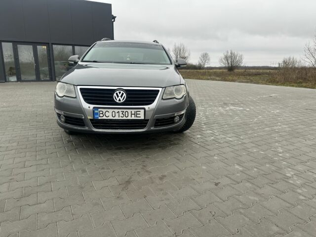 Серый Фольксваген Пассат Вариант, объемом двигателя 2 л и пробегом 450 тыс. км за 4900 $, фото 1 на Automoto.ua