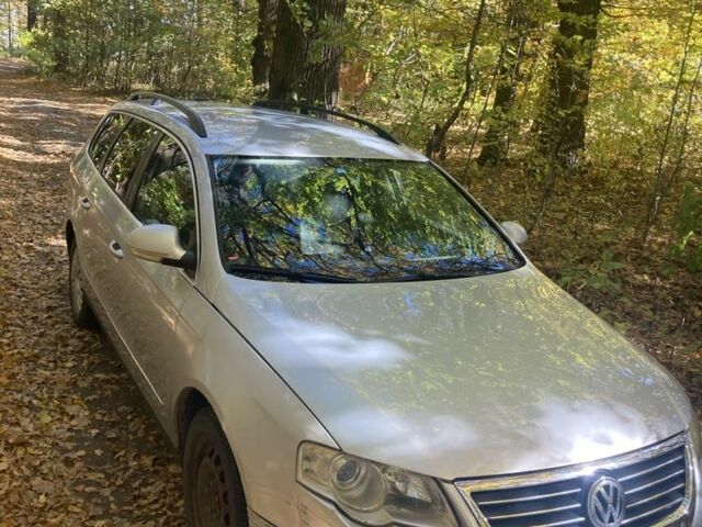 Серый Фольксваген Пассат Вариант, объемом двигателя 2 л и пробегом 365 тыс. км за 5000 $, фото 1 на Automoto.ua