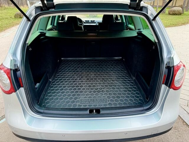 Сірий Фольксваген Пассат Варіант, об'ємом двигуна 2 л та пробігом 278 тис. км за 7800 $, фото 8 на Automoto.ua