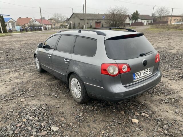 Сірий Фольксваген Пассат Варіант, об'ємом двигуна 2 л та пробігом 300 тис. км за 1650 $, фото 6 на Automoto.ua