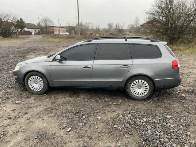 Сірий Фольксваген Пассат Варіант, об'ємом двигуна 2 л та пробігом 300 тис. км за 1650 $, фото 7 на Automoto.ua