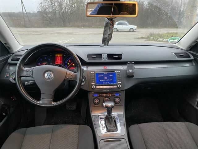 Сірий Фольксваген Пассат Варіант, об'ємом двигуна 2 л та пробігом 335 тис. км за 3499 $, фото 9 на Automoto.ua