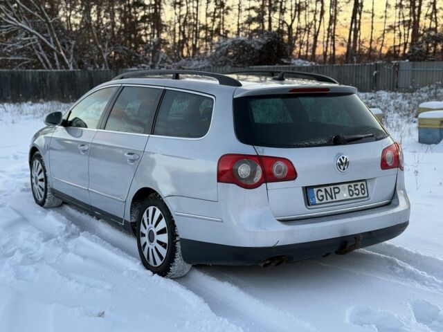 Сірий Фольксваген Пассат Варіант, об'ємом двигуна 2 л та пробігом 300 тис. км за 2300 $, фото 2 на Automoto.ua