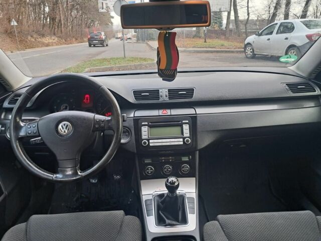 Серый Фольксваген Пассат Вариант, объемом двигателя 2 л и пробегом 344 тыс. км за 2600 $, фото 6 на Automoto.ua