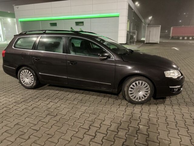 Серый Фольксваген Пассат Вариант, объемом двигателя 1.9 л и пробегом 300 тыс. км за 2950 $, фото 1 на Automoto.ua