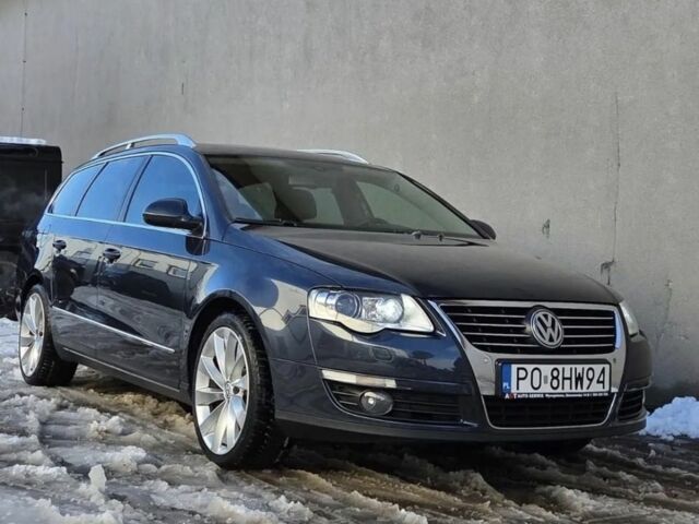 Серый Фольксваген Пассат Вариант, объемом двигателя 2 л и пробегом 233 тыс. км за 2010 $, фото 3 на Automoto.ua