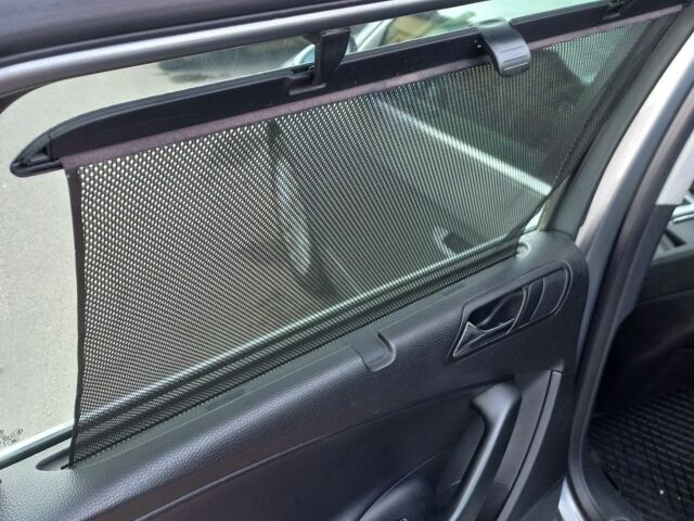 Фольксваген Пассат Вариант 2007 в Дрогобыче на Automoto.ua Серый Фольксваген Пассат Вариант, объемом двигателя 1.8 л и пробегом 320 тыс. км за 5500 $, фото 12 на Automoto.ua