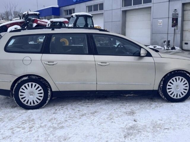 Серый Фольксваген Пассат Вариант, объемом двигателя 2 л и пробегом 281 тыс. км за 2750 $, фото 2 на Automoto.ua