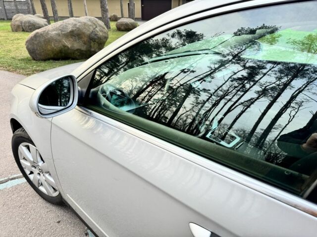 Серый Фольксваген Пассат Вариант, объемом двигателя 2 л и пробегом 278 тыс. км за 7800 $, фото 10 на Automoto.ua