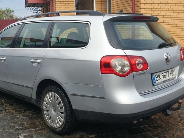 Серый Фольксваген Пассат Вариант, объемом двигателя 1.9 л и пробегом 300 тыс. км за 6900 $, фото 2 на Automoto.ua