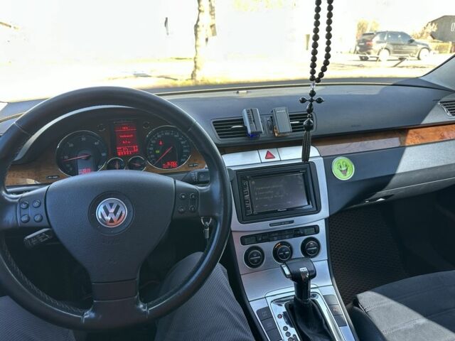 Сірий Фольксваген Пассат Варіант, об'ємом двигуна 2 л та пробігом 370 тис. км за 6500 $, фото 10 на Automoto.ua