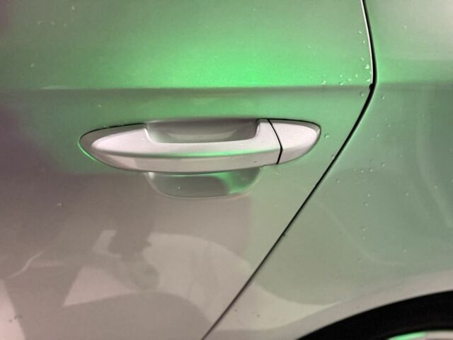 Серый Фольксваген Пассат Вариант, объемом двигателя 2 л и пробегом 300 тыс. км за 3150 $, фото 16 на Automoto.ua