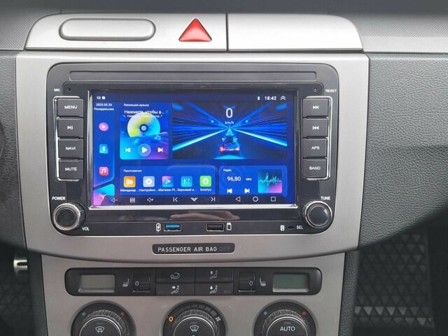 Серый Фольксваген Пассат Вариант, объемом двигателя 2 л и пробегом 349 тыс. км за 6500 $, фото 10 на Automoto.ua