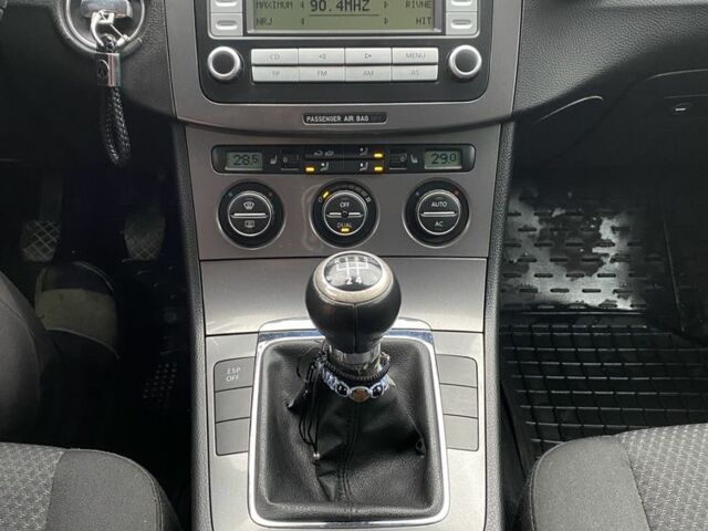 Серый Фольксваген Пассат Вариант, объемом двигателя 1.9 л и пробегом 3 тыс. км за 6550 $, фото 9 на Automoto.ua