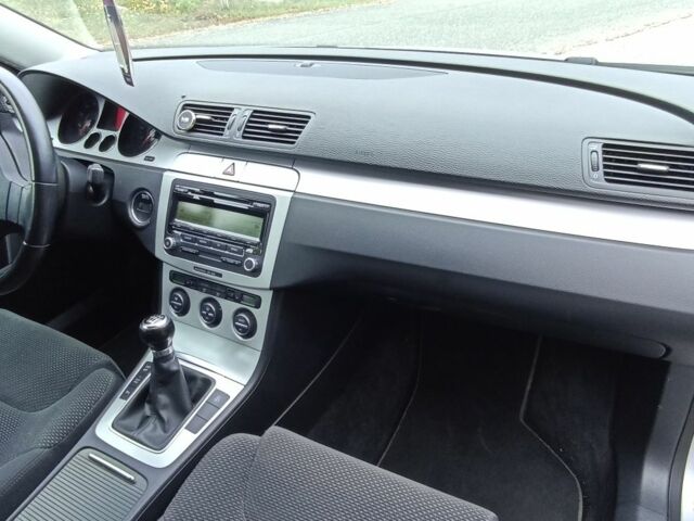 Фольксваген Пассат Вариант 2008 в Днепре (Днепропетровске) на Automoto.ua Серый Фольксваген Пассат Вариант, объемом двигателя 1.8 л и пробегом 220 тыс. км за 6500 $, фото 6 на Automoto.ua