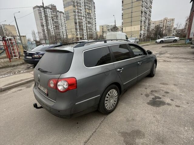 Сірий Фольксваген Пассат Варіант, об'ємом двигуна 1.9 л та пробігом 320 тис. км за 3300 $, фото 2 на Automoto.ua