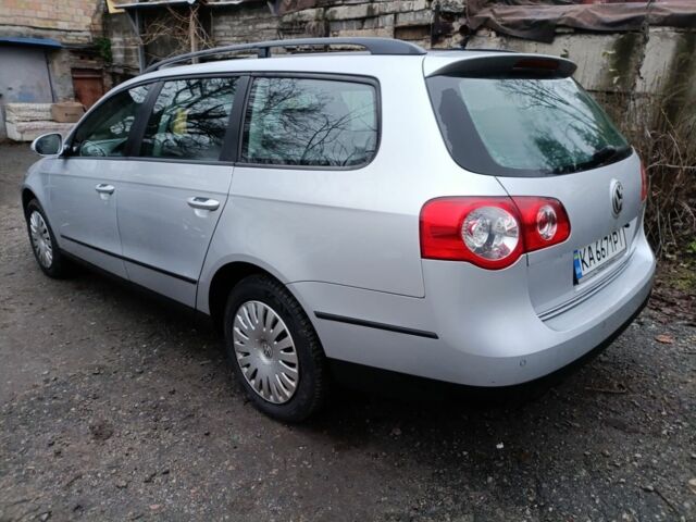 Серый Фольксваген Пассат Вариант, объемом двигателя 2 л и пробегом 187 тыс. км за 5900 $, фото 4 на Automoto.ua