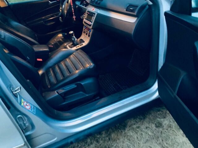 Серый Фольксваген Пассат Вариант, объемом двигателя 2 л и пробегом 292 тыс. км за 6600 $, фото 7 на Automoto.ua