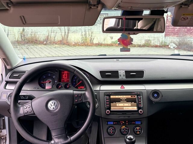 Серый Фольксваген Пассат Вариант, объемом двигателя 2 л и пробегом 340 тыс. км за 6700 $, фото 4 на Automoto.ua