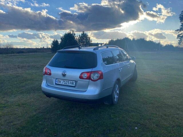 Серый Фольксваген Пассат Вариант, объемом двигателя 2 л и пробегом 275 тыс. км за 5700 $, фото 4 на Automoto.ua