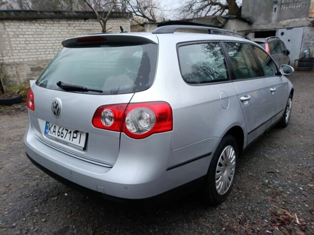 Серый Фольксваген Пассат Вариант, объемом двигателя 2 л и пробегом 187 тыс. км за 5900 $, фото 2 на Automoto.ua