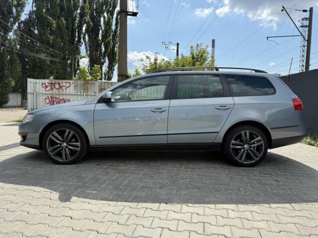 Фольксваген Пассат Вариант 2008 в Киеве на Automoto.ua Серый Фольксваген Пассат Вариант, объемом двигателя 2 л и пробегом 279 тыс. км за 7600 $, фото 3 на Automoto.ua