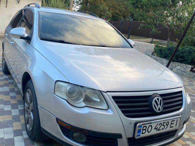 Фольксваген Пассат Варіант 2008 у Тернополі на Automoto.ua Сірий Фольксваген Пассат Варіант, об'ємом двигуна 2 л та пробігом 304 тис. км за 5700 $, фото 3 на Automoto.ua