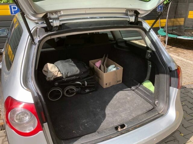 Сірий Фольксваген Пассат Варіант, об'ємом двигуна 2 л та пробігом 310 тис. км за 4500 $, фото 12 на Automoto.ua