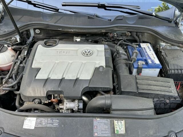 Сірий Фольксваген Пассат Варіант, об'ємом двигуна 2 л та пробігом 316 тис. км за 7200 $, фото 19 на Automoto.ua