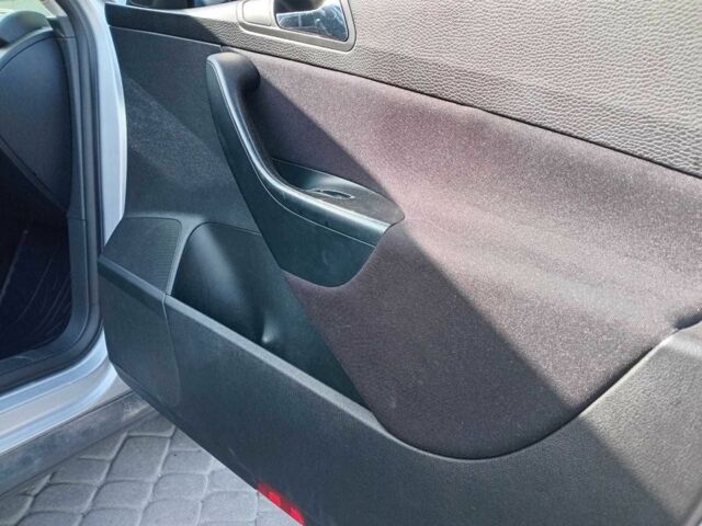 Фольксваген Пассат Вариант 2008 в Львове на Automoto.ua Серый Фольксваген Пассат Вариант, объемом двигателя 2 л и пробегом 314 тыс. км за 6690 $, фото 13 на Automoto.ua