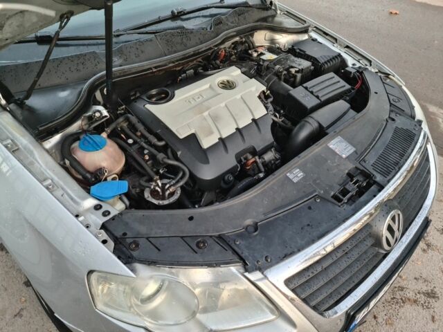 Сірий Фольксваген Пассат Варіант, об'ємом двигуна 2 л та пробігом 291 тис. км за 4500 $, фото 23 на Automoto.ua