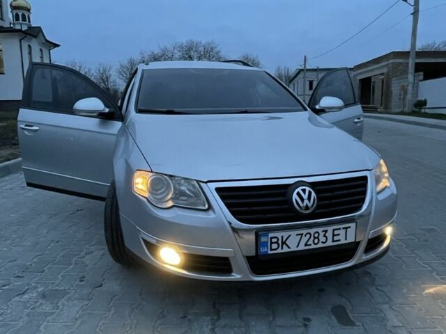 Сірий Фольксваген Пассат Варіант, об'ємом двигуна 2 л та пробігом 272 тис. км за 5900 $, фото 7 на Automoto.ua