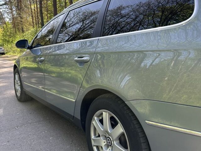 Сірий Фольксваген Пассат Варіант, об'ємом двигуна 2 л та пробігом 316 тис. км за 7200 $, фото 9 на Automoto.ua