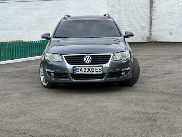 Сірий Фольксваген Пассат Варіант, об'ємом двигуна 2 л та пробігом 305 тис. км за 5800 $, фото 4 на Automoto.ua