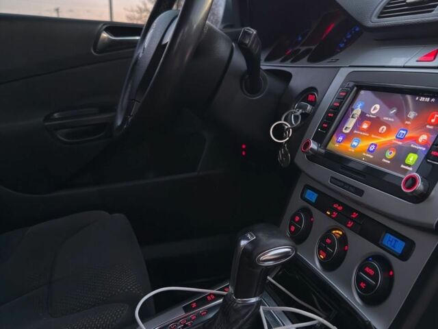 Сірий Фольксваген Пассат Варіант, об'ємом двигуна 2 л та пробігом 385 тис. км за 5999 $, фото 6 на Automoto.ua