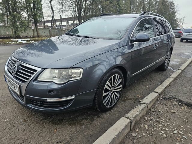Серый Фольксваген Пассат Вариант, объемом двигателя 2 л и пробегом 300 тыс. км за 4950 $, фото 1 на Automoto.ua