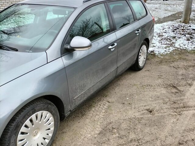 Фольксваген Пассат Вариант 2008 в Харькове на Automoto.ua Серый Фольксваген Пассат Вариант, объемом двигателя 2 л и пробегом 193 тыс. км за 6800 $, фото 4 на Automoto.ua