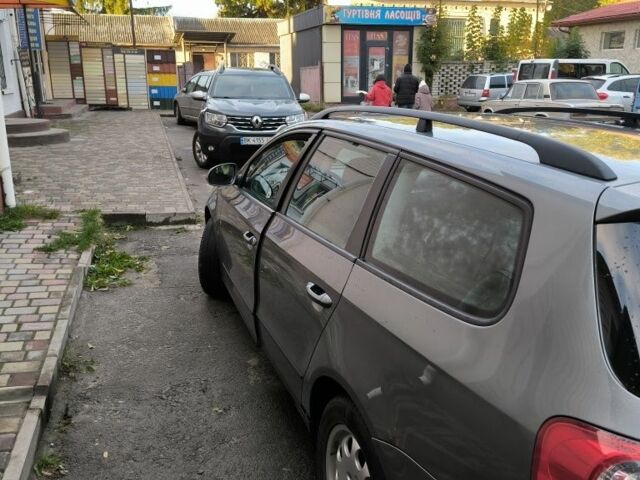 Фольксваген Пассат Вариант 2008 в Березно на Automoto.ua Серый Фольксваген Пассат Вариант, объемом двигателя 1.9 л и пробегом 400 тыс. км за 2099 $, фото 5 на Automoto.ua