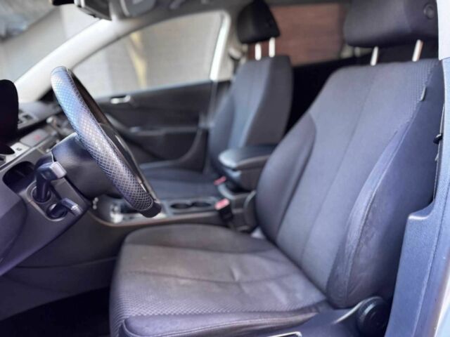 Фольксваген Пассат Вариант 2008 в Ивано-Франковске на Automoto.ua Серый Фольксваген Пассат Вариант, объемом двигателя 1.4 л и пробегом 306 тыс. км за 4900 $, фото 13 на Automoto.ua