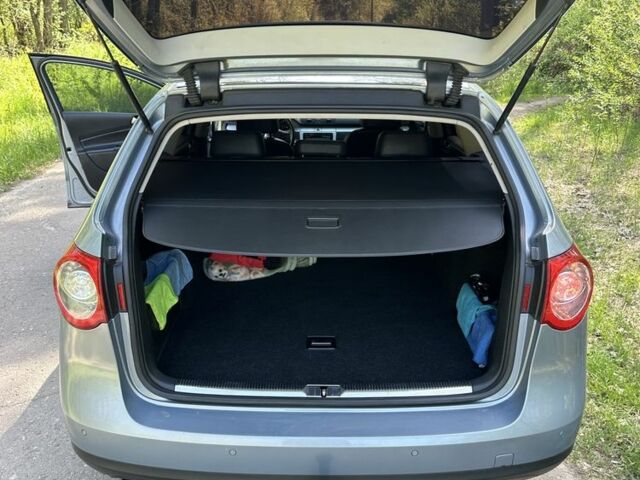 Сірий Фольксваген Пассат Варіант, об'ємом двигуна 2 л та пробігом 316 тис. км за 7200 $, фото 20 на Automoto.ua