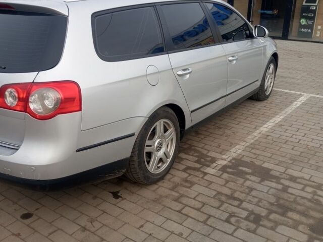 Серый Фольксваген Пассат Вариант, объемом двигателя 1.9 л и пробегом 319 тыс. км за 6200 $, фото 1 на Automoto.ua