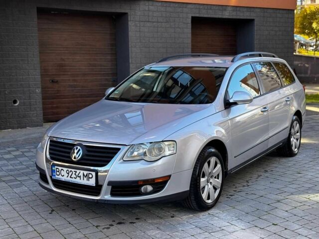 Фольксваген Пассат Вариант 2008 в Ивано-Франковске на Automoto.ua Серый Фольксваген Пассат Вариант, объемом двигателя 1.4 л и пробегом 306 тыс. км за 4900 $, фото 2 на Automoto.ua